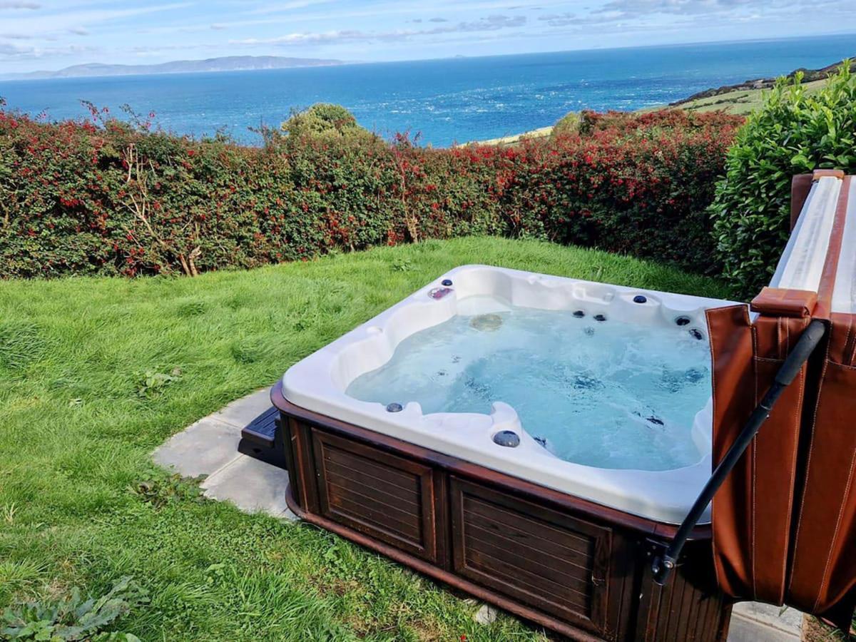 Chalet Torr Lodge- Luxury Log With Private Hot Tub! Ballycastle